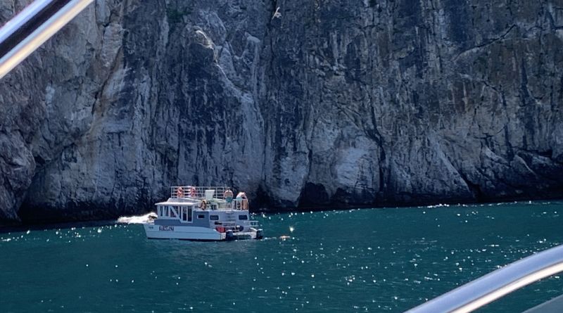 Фото Морская прогулка в Балаклаве с выходом в открытое море и купанием - вид 5