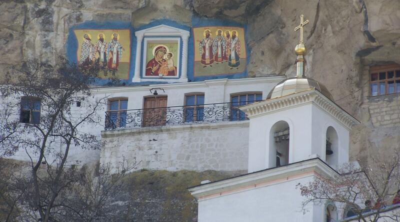 Фото Бахчисарай. Крымское Ханство и пещерный город Чуфут-Кале - вид 37