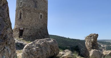 Морская прогулка в Балаклаве с выходом в открытое море и купанием — фото 3