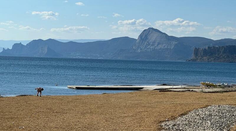 Фото Феодосия вдоль и поперек. Морская прогулка к вулкану Карадаг. - вид 3