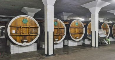 Инкерман: пещерный монастырь, средневековая крепость или завод марочных вин — фото 14