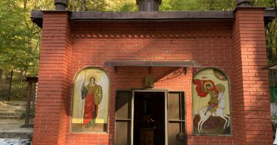 Два монастыря : Топловский Свято-Троице Параскевиевский и Свято-Троицкий женские монастыри — фото 16