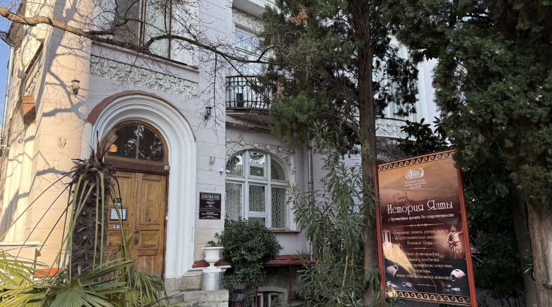 Фото Блистательная Массандра: Императорский дворец, винодельческое предприятие Массандра / Никитский ботанический сад - вид 41